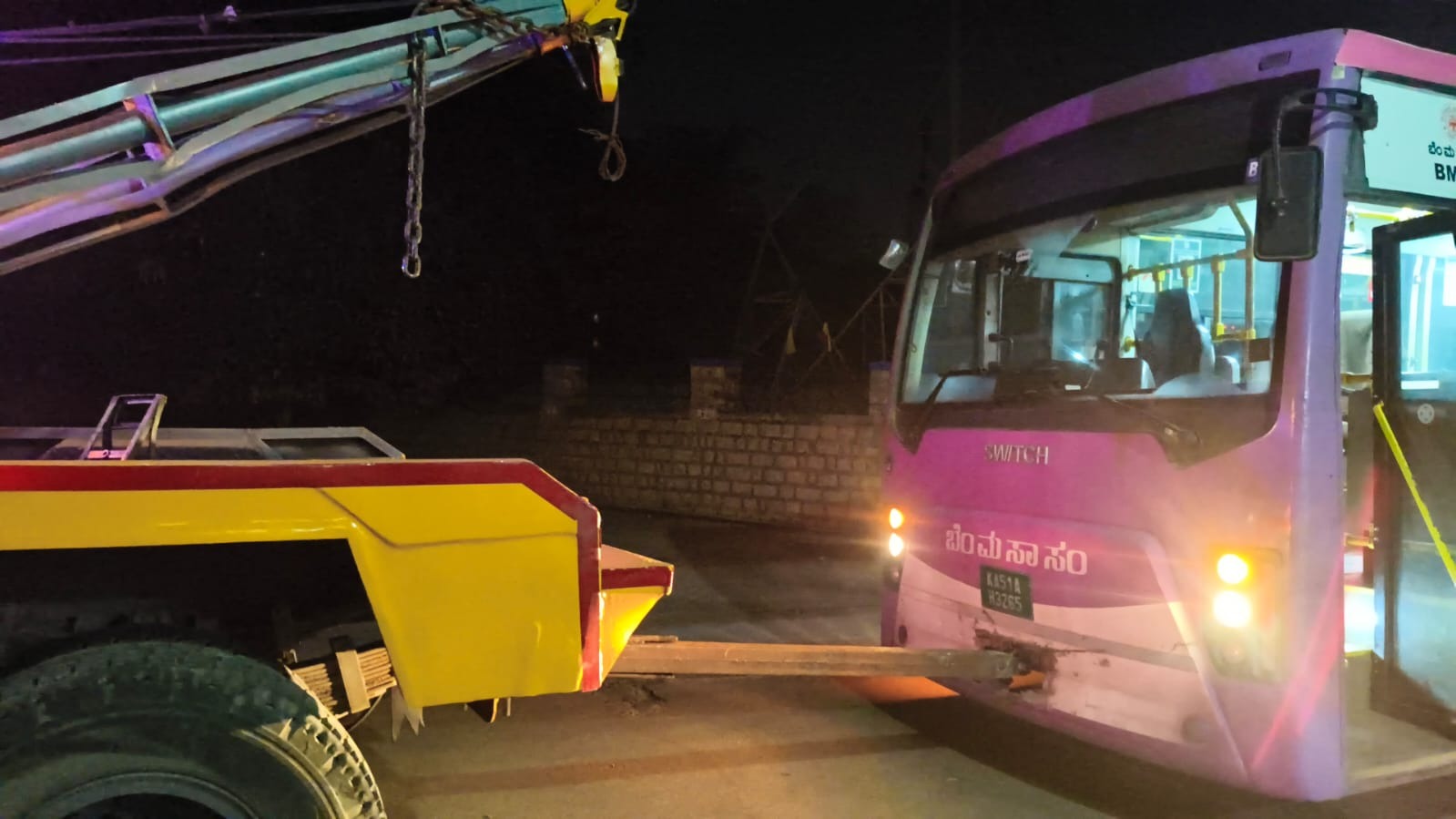 Crane, Forklift and Towing Support Services